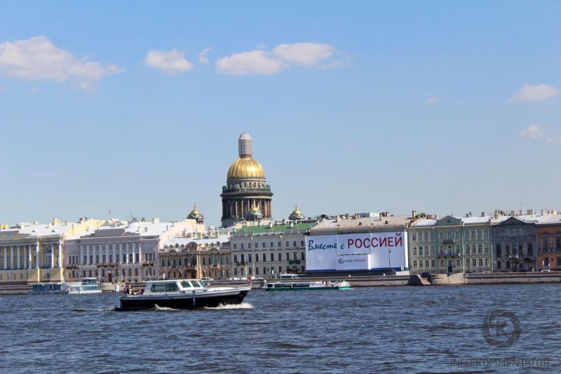 Водные экскурсии по рекам и каналам Санкт-Петербурга