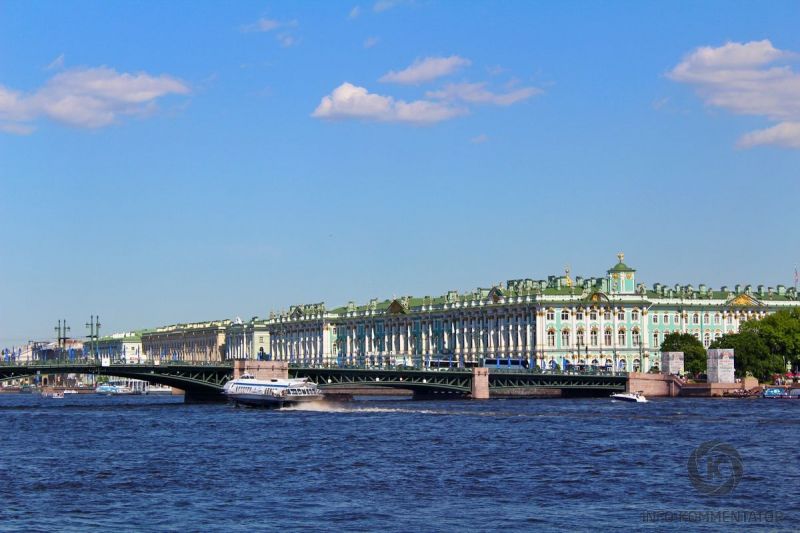 Водные экскурсии по рекам и каналам Санкт-Петербурга