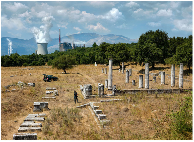 Панос Коккиниас (1965). Аркадия (2011). Фотография из серии Leave your Myth in Greece. Предоставлено художником